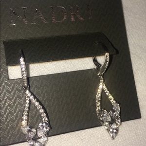 NWT Nadri dangle earrings